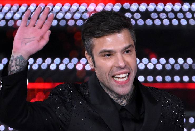 Fedez e varie frecciate